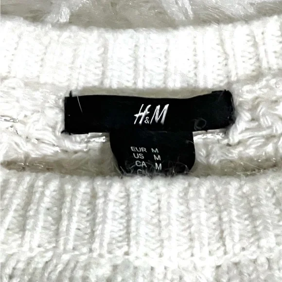 💕H&M Crew neck cream sweater - Picture 5 of 6